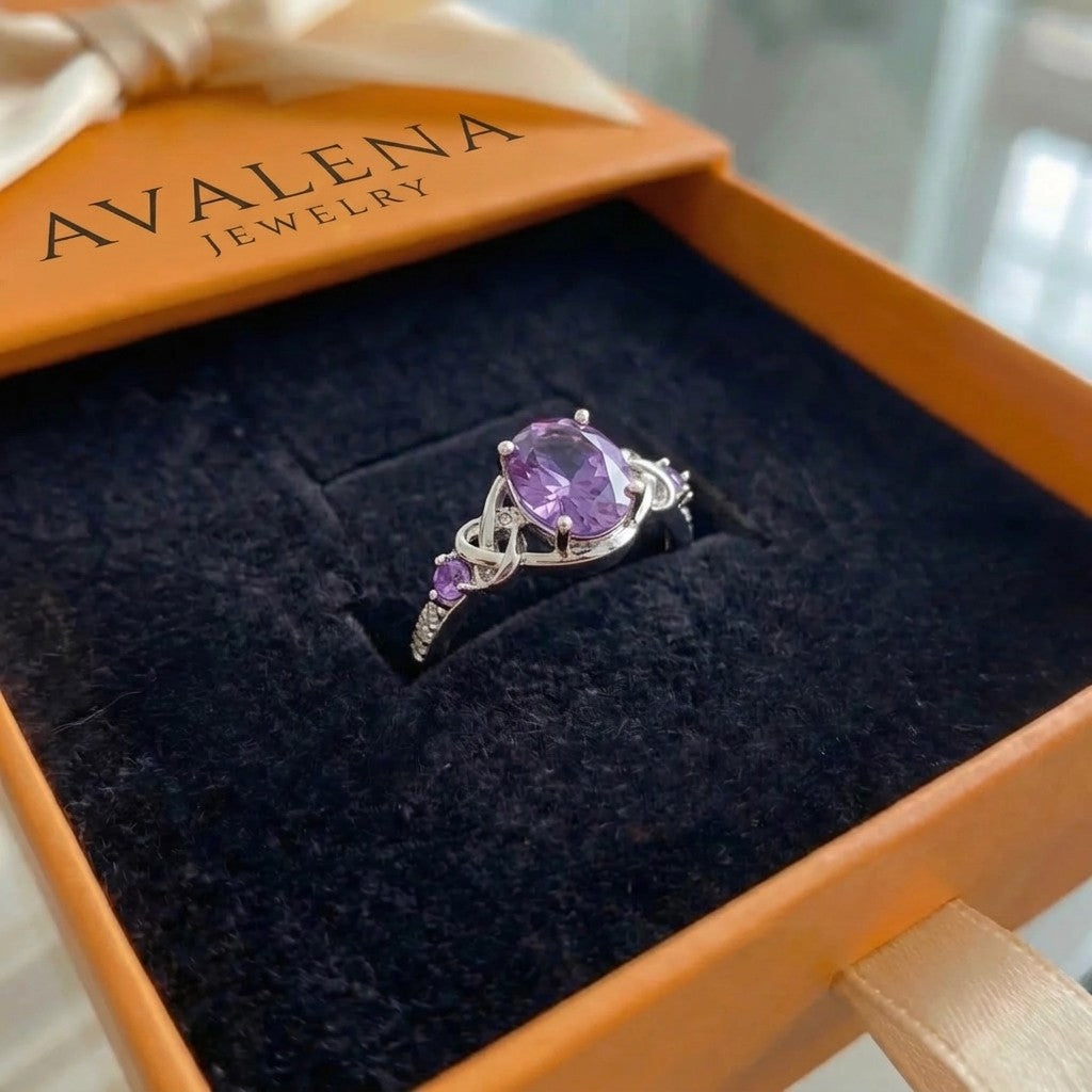 Amethyst Knot Ring | White Gold