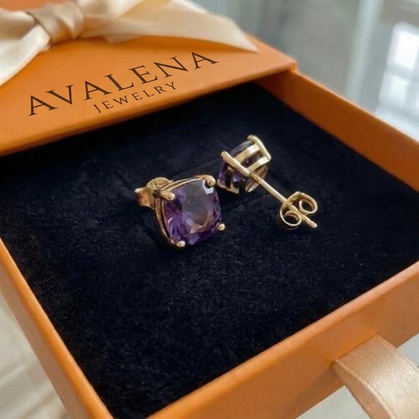 Amethyst Square Studs | Gold