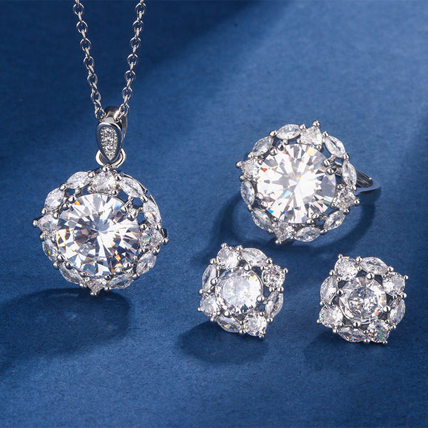 Neve Alaire Set | White Gold