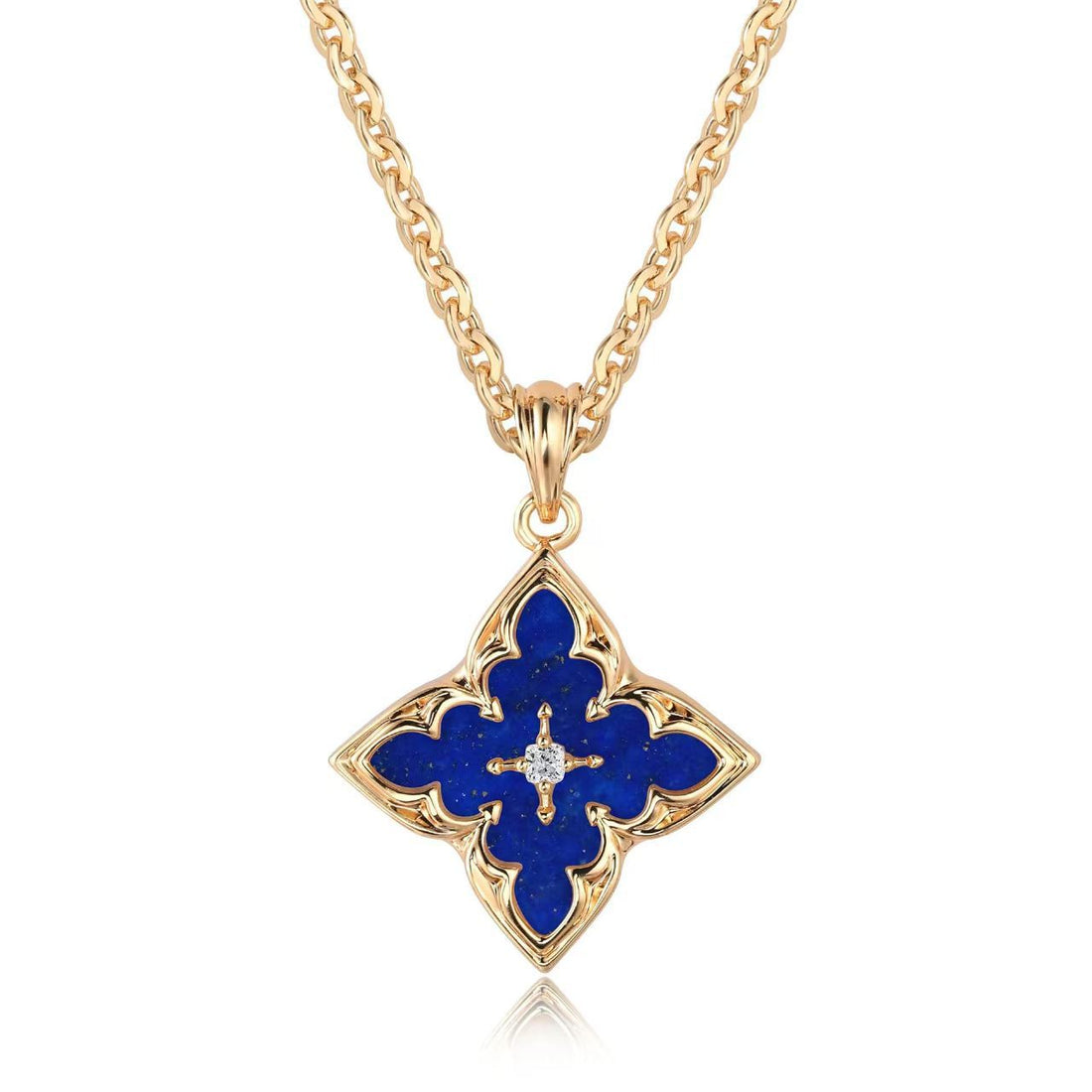 White Clover Pendant Necklace | Gold