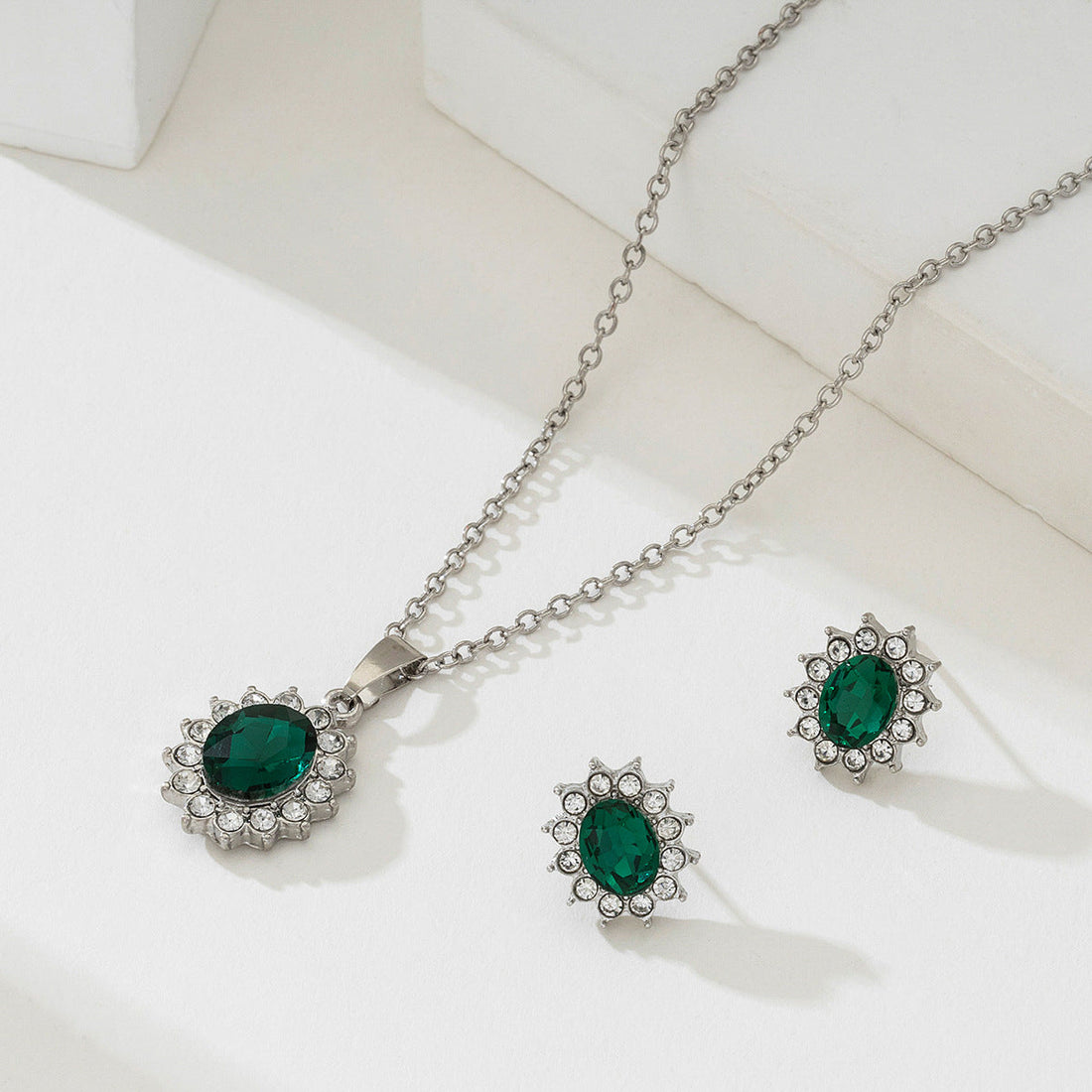 Katya Smeryn Jewelry Set | White Gold