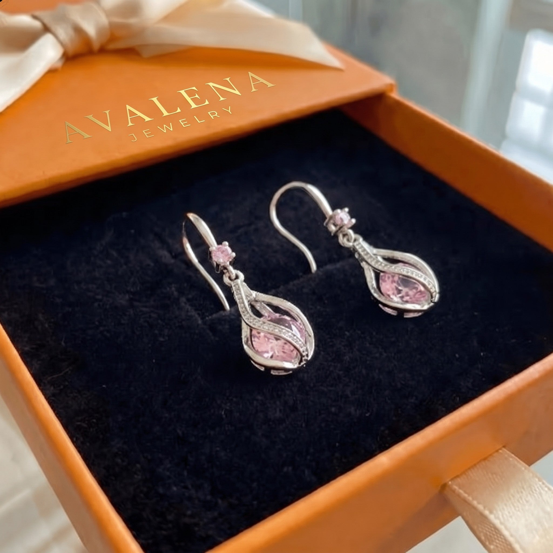 Rosalith Lumen Twist Earrings | White Gold
