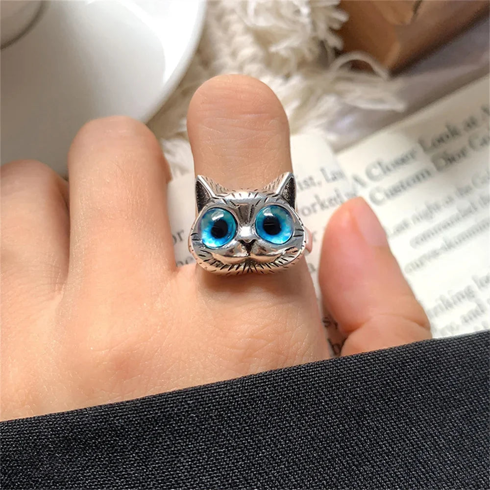 Blue-Eyed Cat Ring | Playful Vintage Silver Animal Ring for Cat Lovers