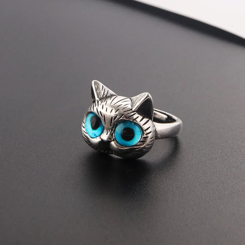 Blue-Eyed Cat Ring | Playful Vintage Silver Animal Ring for Cat Lovers