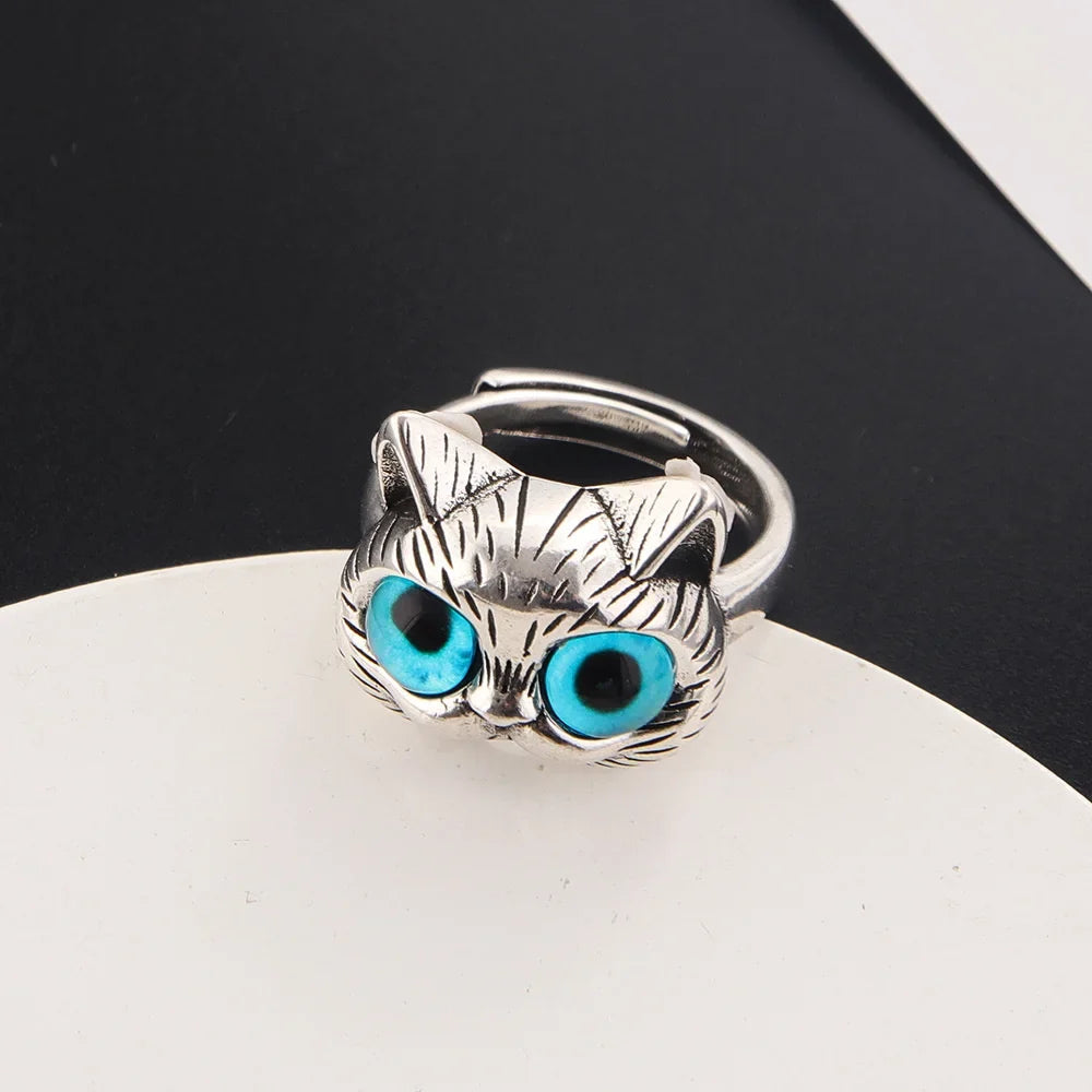 Blue-Eyed Cat Ring | Playful Vintage Silver Animal Ring for Cat Lovers
