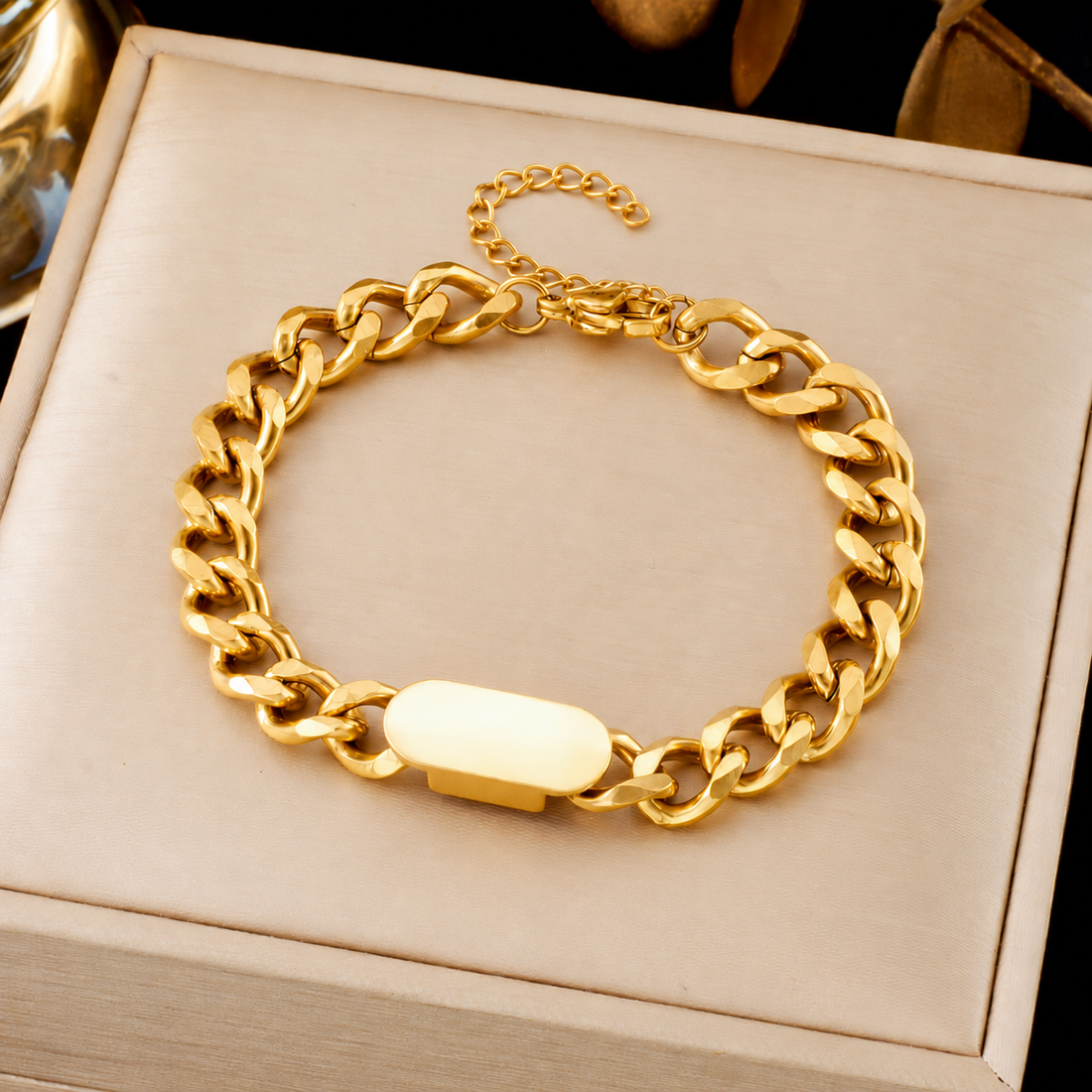 Cuban Chain Tag Bracelet | Gold