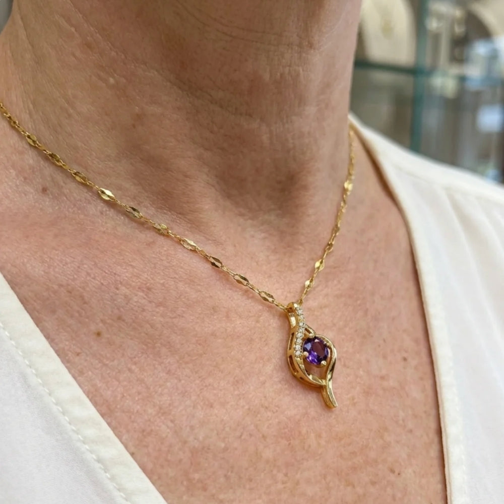 Vespera Amethyst Swirl Necklace
