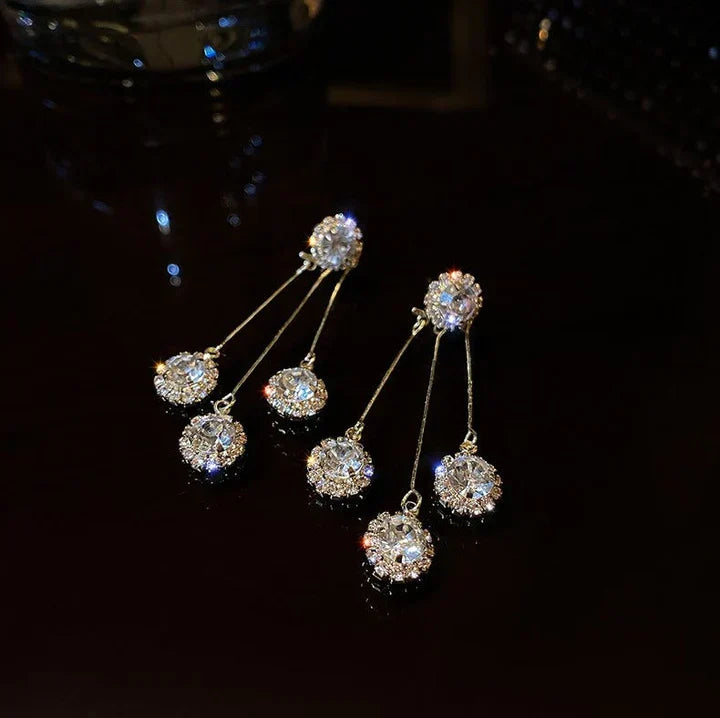 Tertia Honoria Earrings | Gold