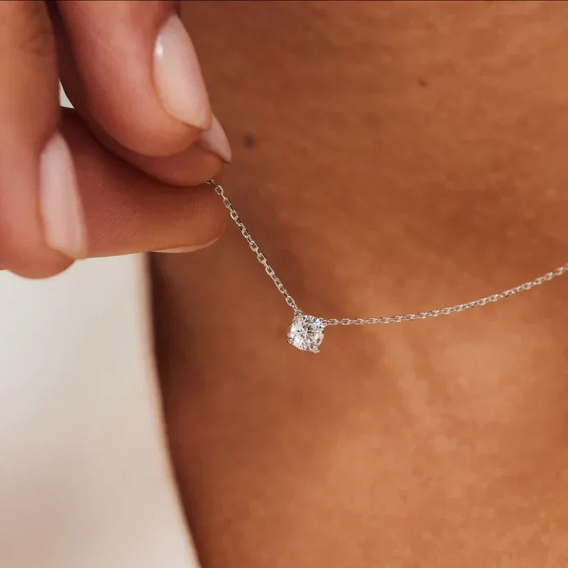 Cléa Stone Necklace | White Gold